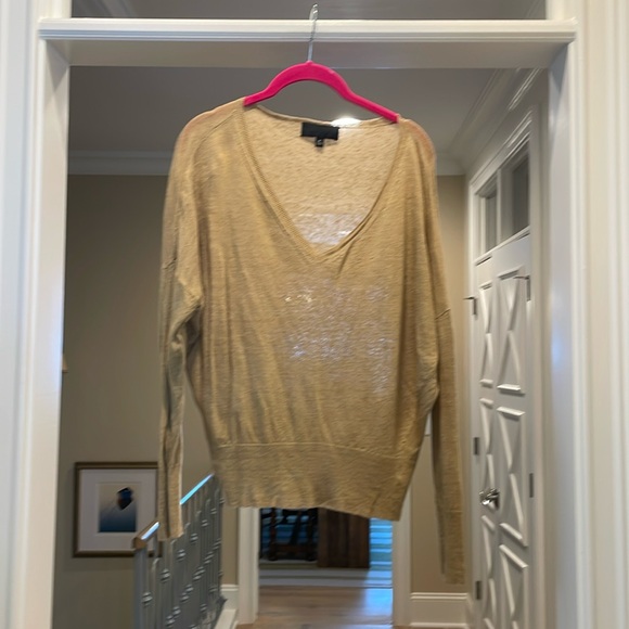 Nili Lotan v neck camel linen sweater - Picture 1 of 6